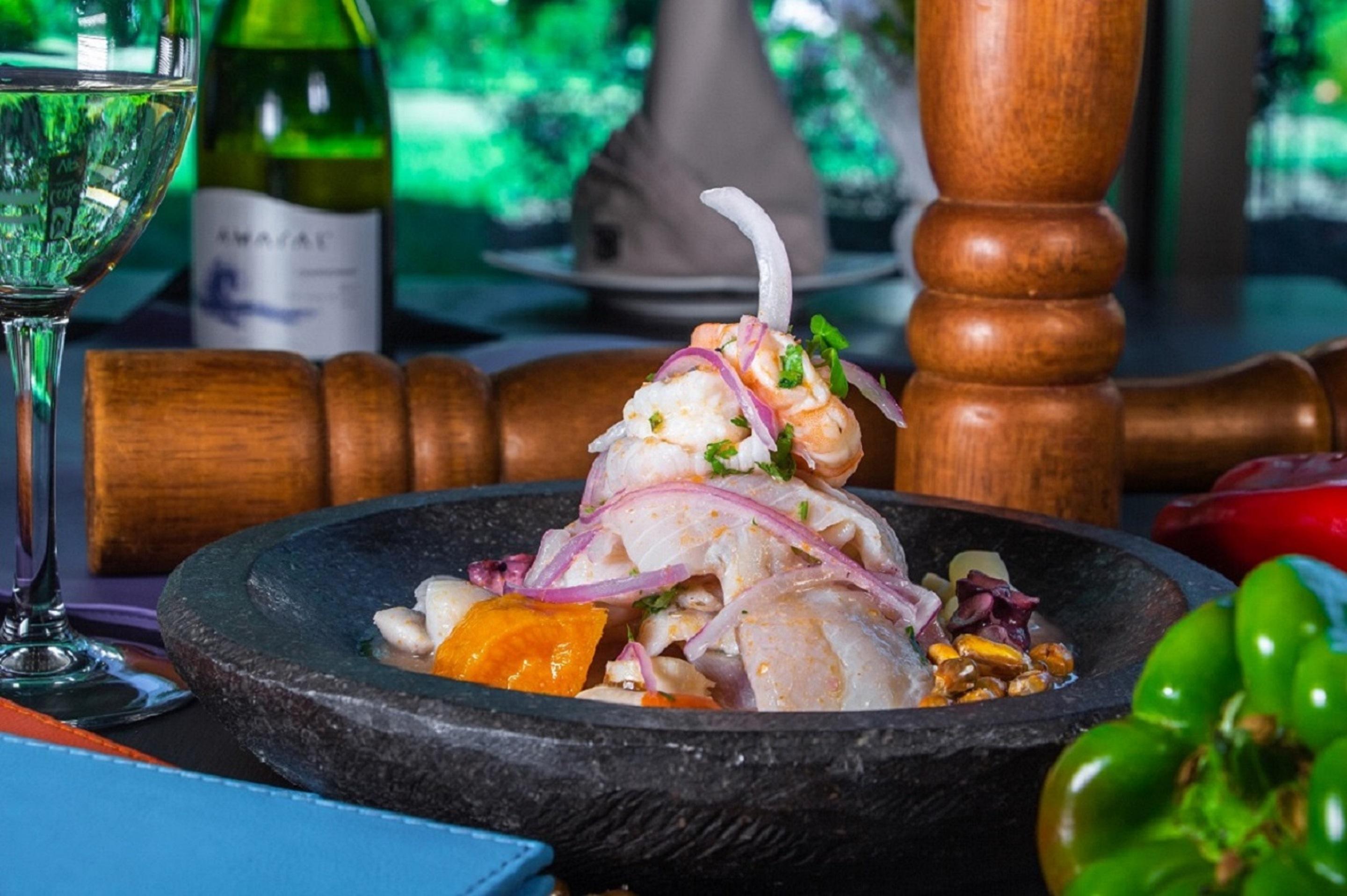 Sonesta Hotel Osorno Eksteriør billede Ceviche
